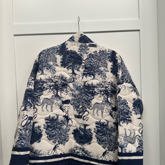 Blue and White Patterned Jacket - Picture 2 of 2